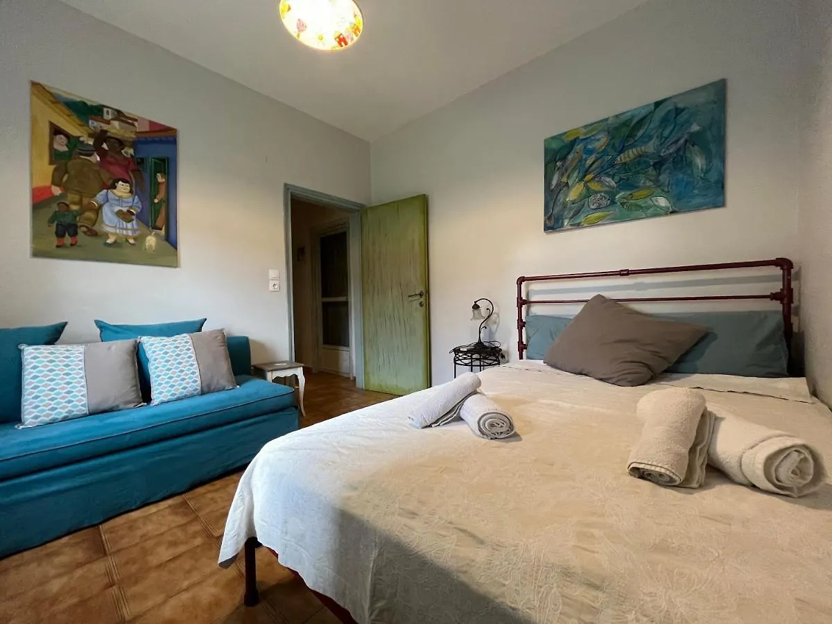 וורוורו La Maison Des Vacances 0*,  יוון