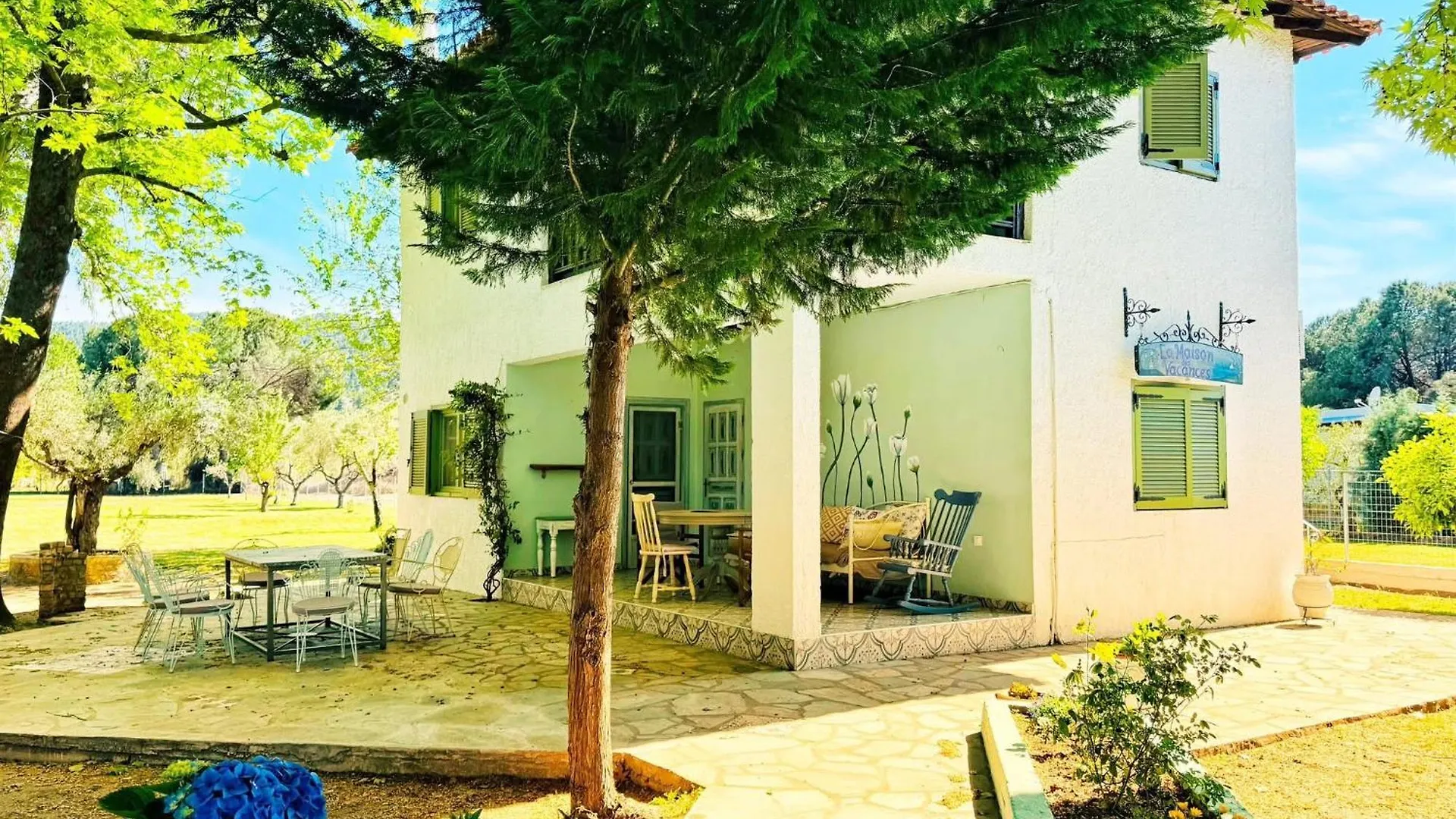 וורוורו La Maison Des Vacances